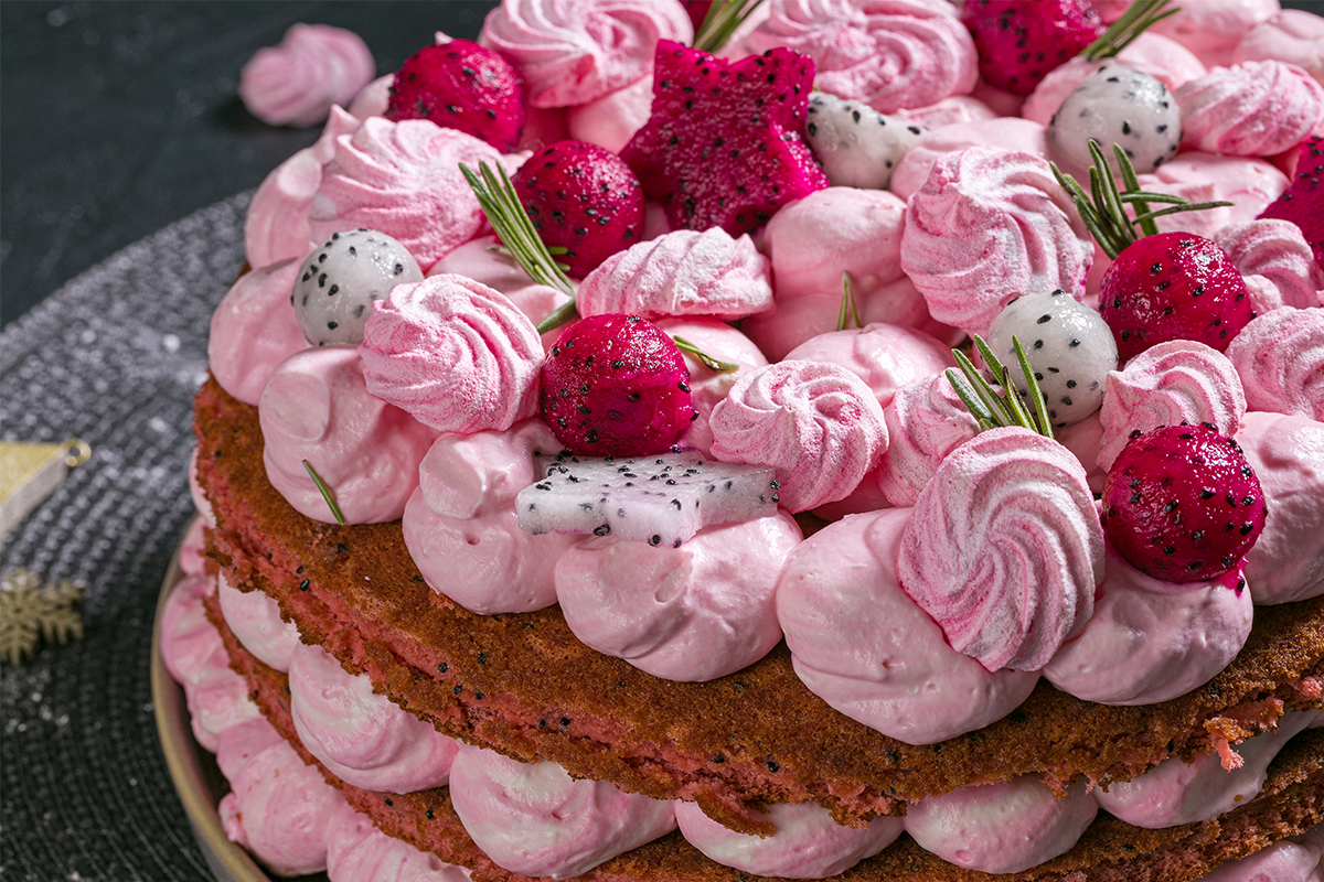 4,187 Happy Birthday Fresh Fruit Cake Stock Photos - Free & Royalty-Free  Stock Photos from Dreamstime