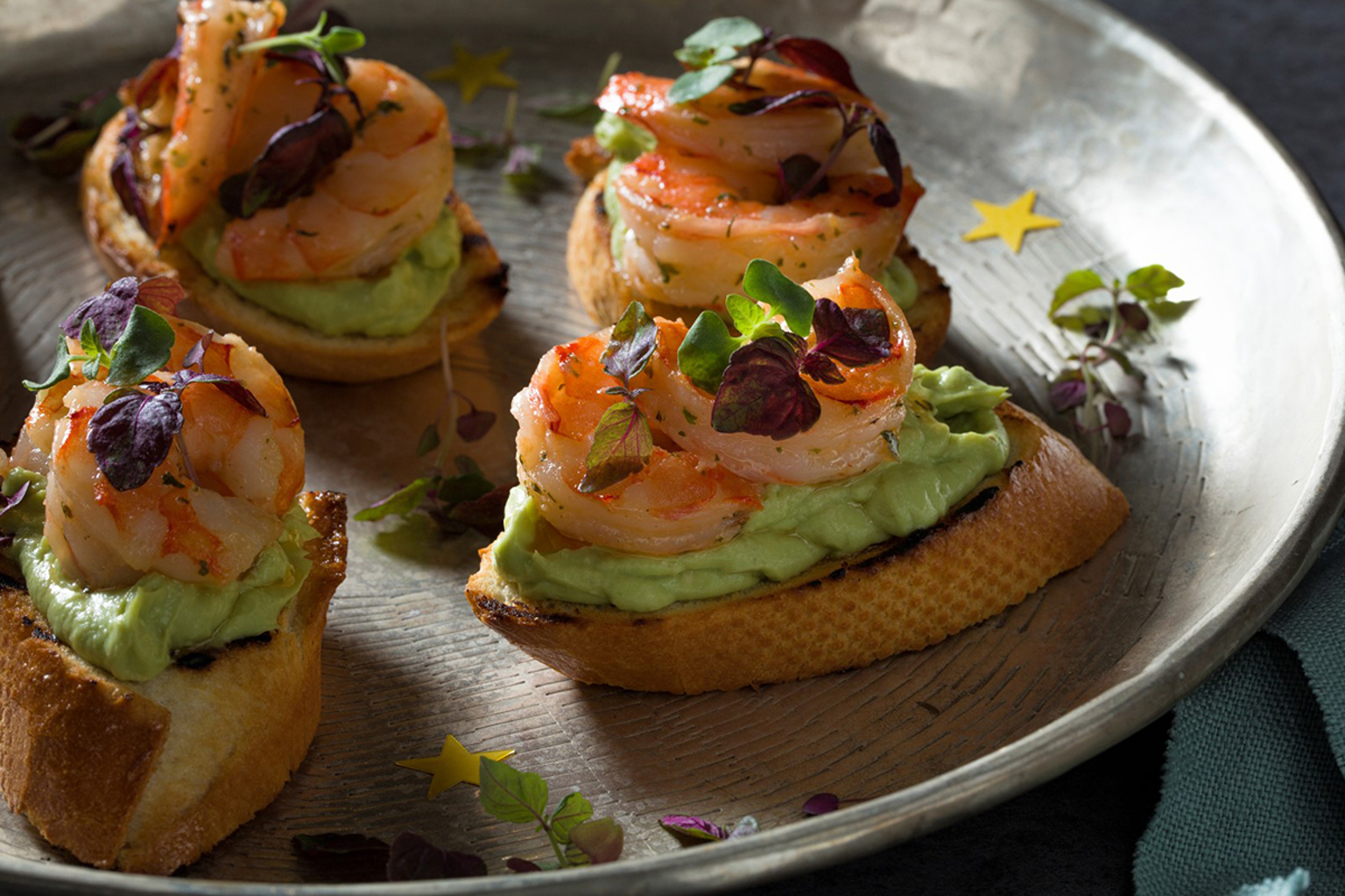 Avocado Crostini Met Gamba