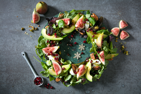 Salat mit Feigen, Avocado und Granatapfel - EAT ME