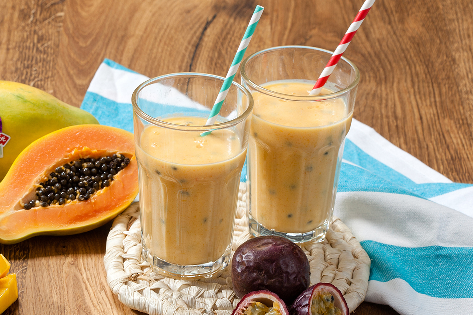 Smoothie Van Papaja En Passiefruit